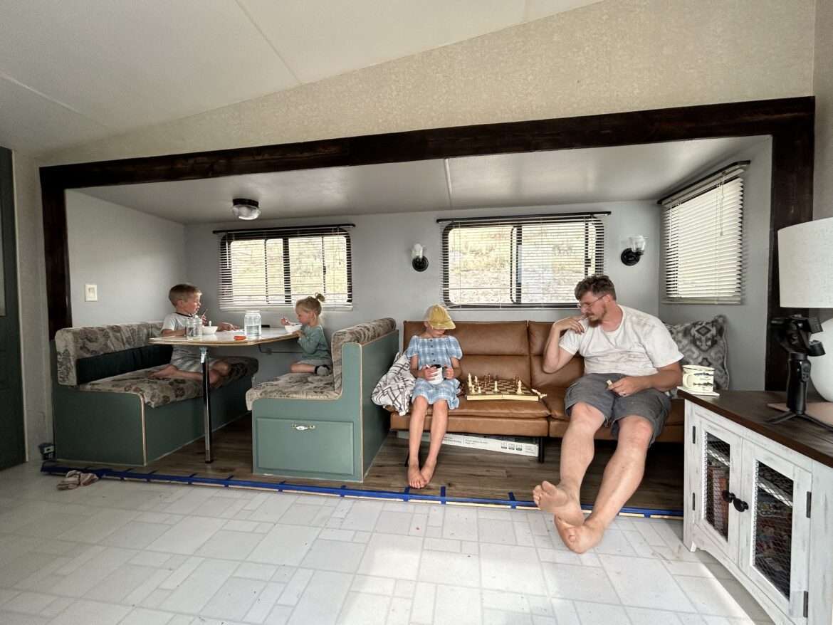 How to Remove Wallpaper Borders in Older RVs Shakan Ranch